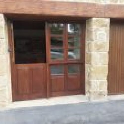 Casa de piedra reformada en Oles   VILLAVICIOSA  (ALQ