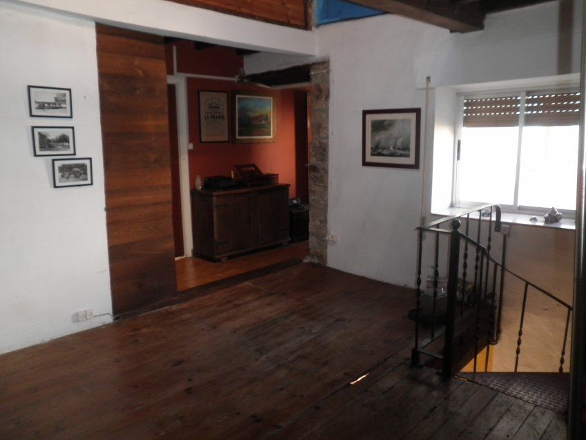 Casa de piedra en Santa Eulalia de CABRANES  (cas
