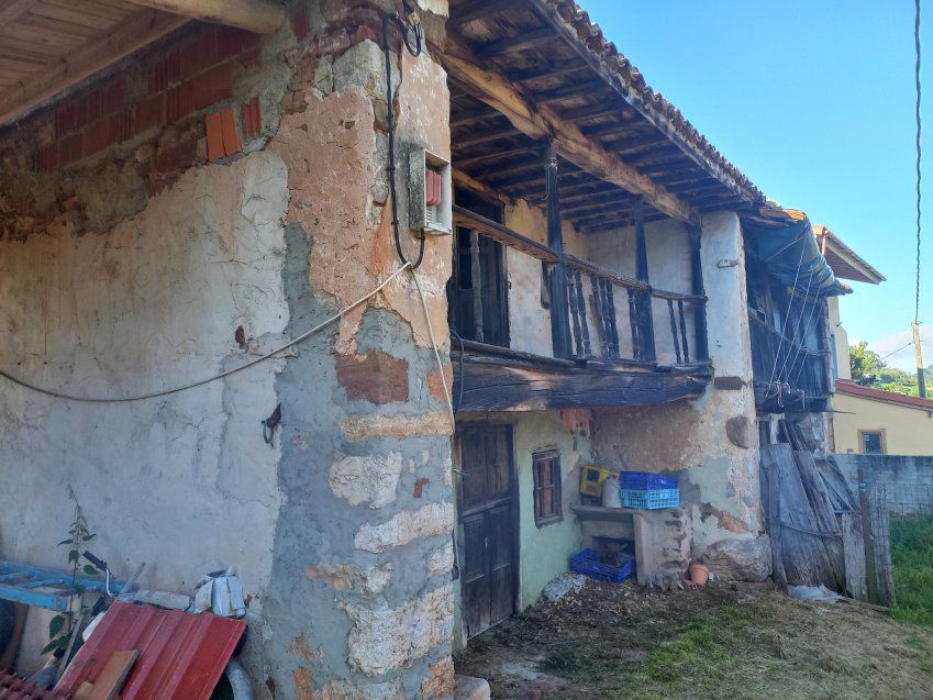 Casa de piedra para rehabilitar en VILLAVICIOSA (REAB