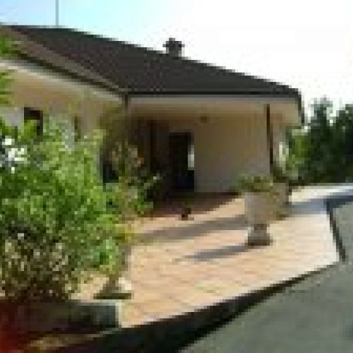 Casa independiente en el Puerto de El Puntal  (VILLAVICIOSA)  (CAS
