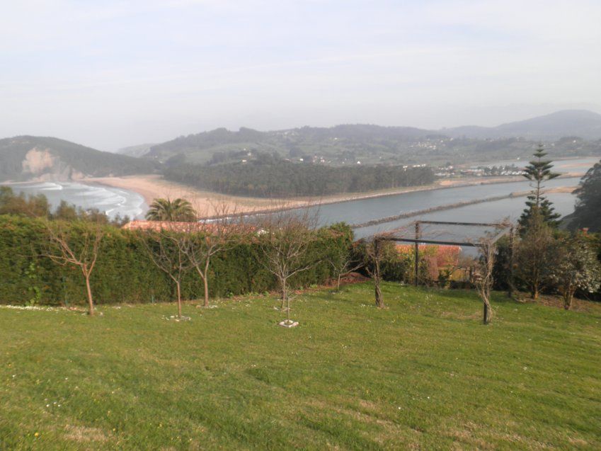 Chalet independiente en Zona El Puntal  VILLAVICIOSA  (CAS