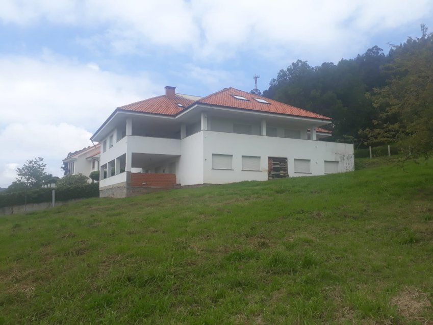 Casa independiente a 1km