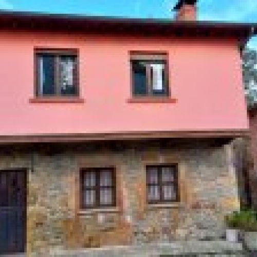 Casa de piedra en Torazo   CABRANES  (CAS