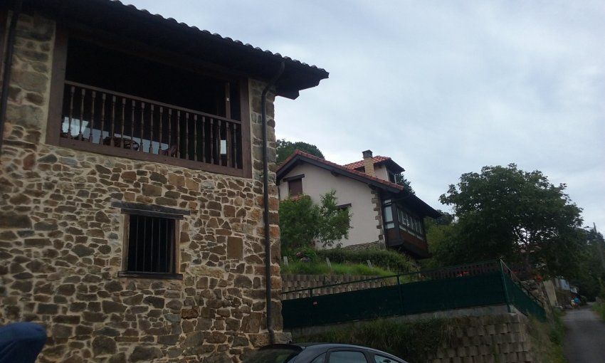 Casa de piedra rehabilitada en CABRANES  (CAS