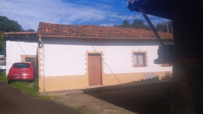 Casa de piedra independiente para rehabilitar en El Puntal VILLAVICIOSA (REAB