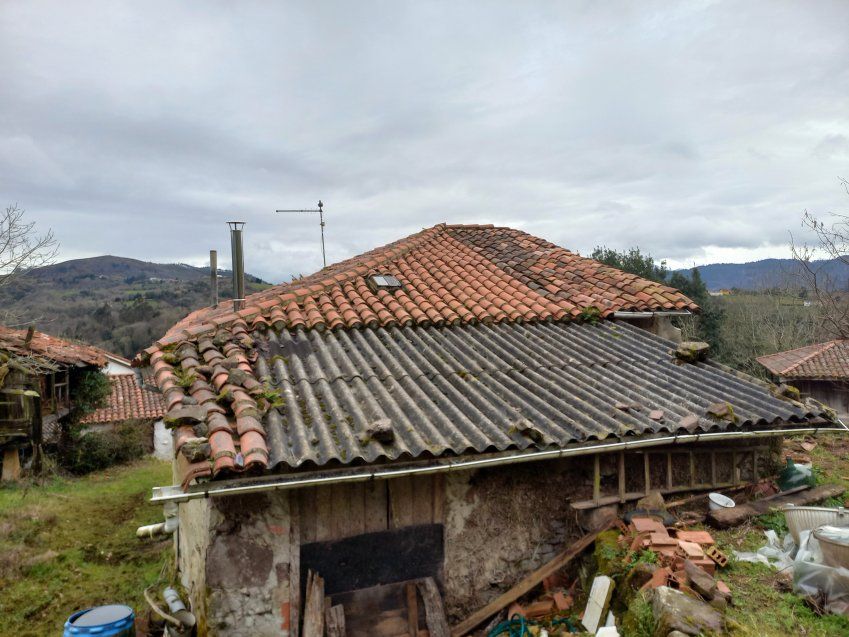 Casa de piedra para Reformar en CABRANES  (REAB