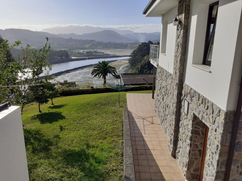 Casa independiente entre El Puntal y Tazones   VILLAVICIOSA (CAS