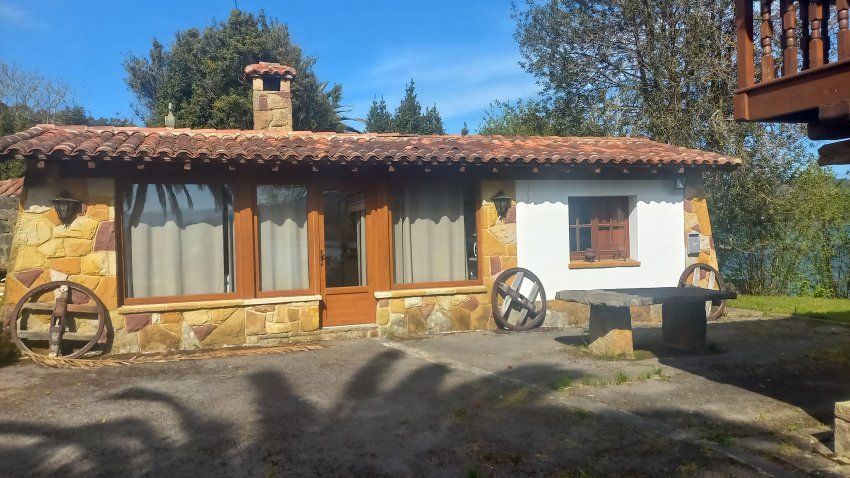 Casa independiente en El Puntal  VILLAVICIOSA  (CAS