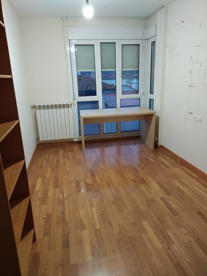 Alquiler de Piso de 4 dormitorios en VILLAVICIOSA  (ALQ