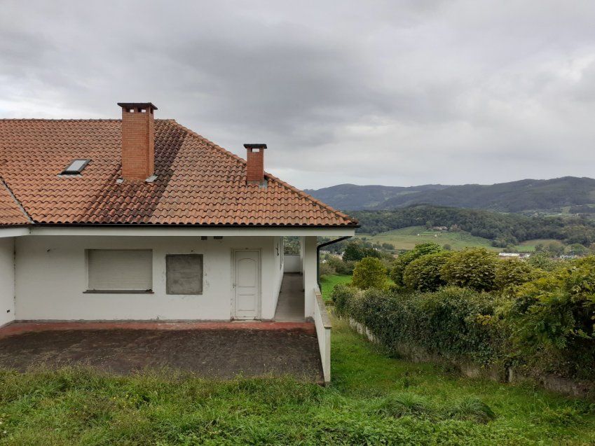 Casa independiente a 1km