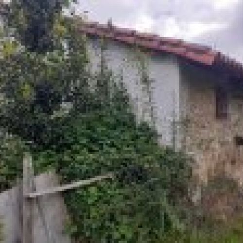 Casa de piedra para rehabilitar en PILOÑA  (REAB
