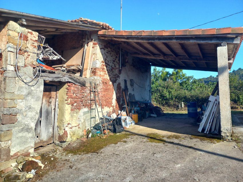 Casa de piedra para rehabilitar en VILLAVICIOSA (REAB