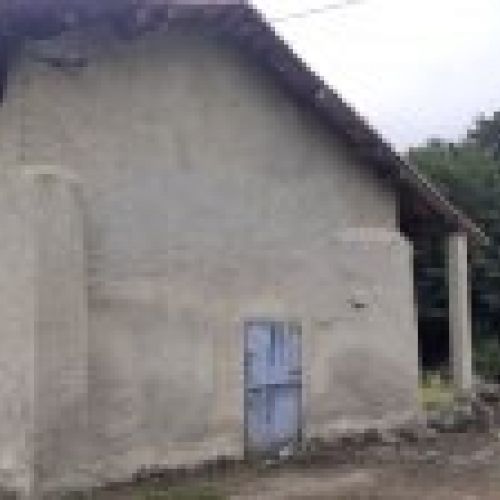 Finca edificable y Cuadra en CABRANES  (FIN