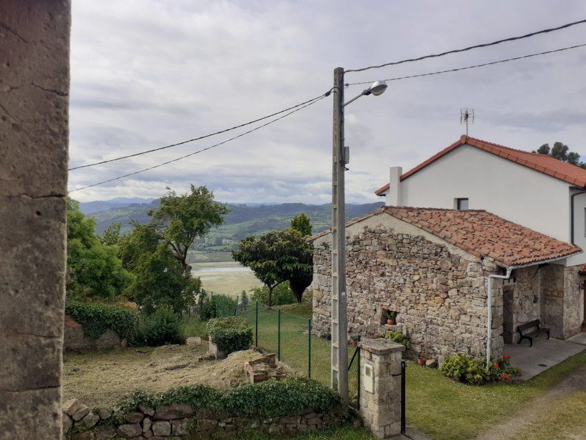 Llagar de piedra para rehabilitar como vivienda en la zona de El Puntal - Villaviciosa (REAB.0154)