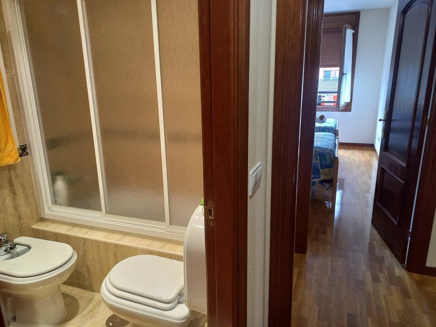 Piso de 2 dormitorios y 2 baños en VILLAVICIOSA  (PIS