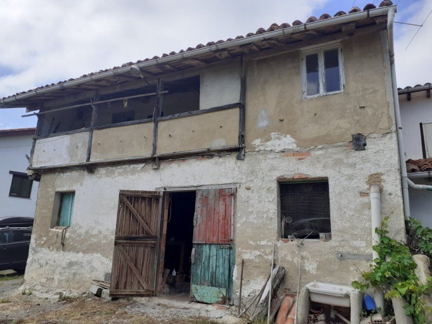 Casa de piedra para reformar en VILLAVICIOSA  (REAB