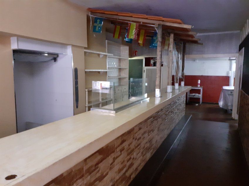 Local comercial instalado en POLA DE SIERO  (LOC