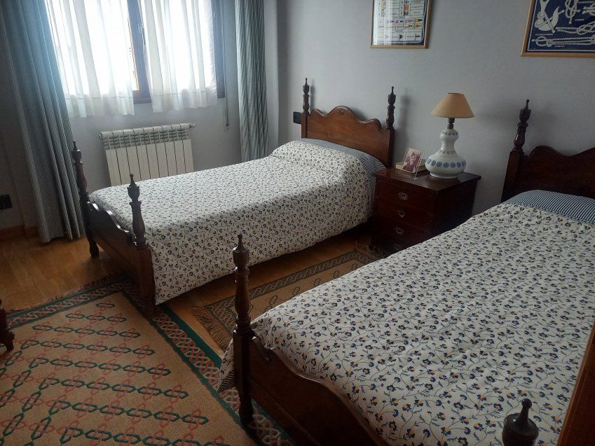 Piso de 3 dormitorios y 2 baños en VILLAVICIOSA (PIS