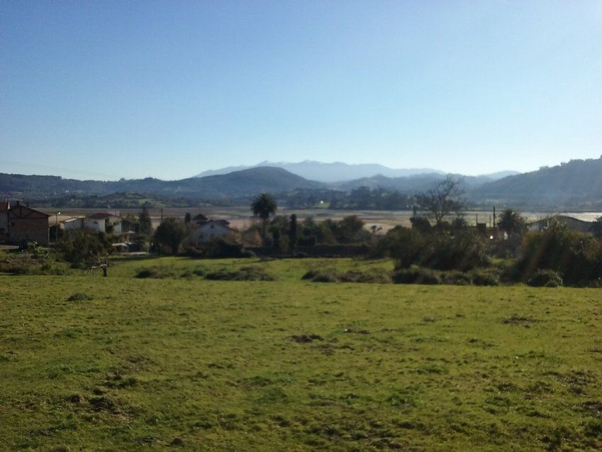 Fincas edificables en El Puntal   VILLAVICIOSA  (FIN