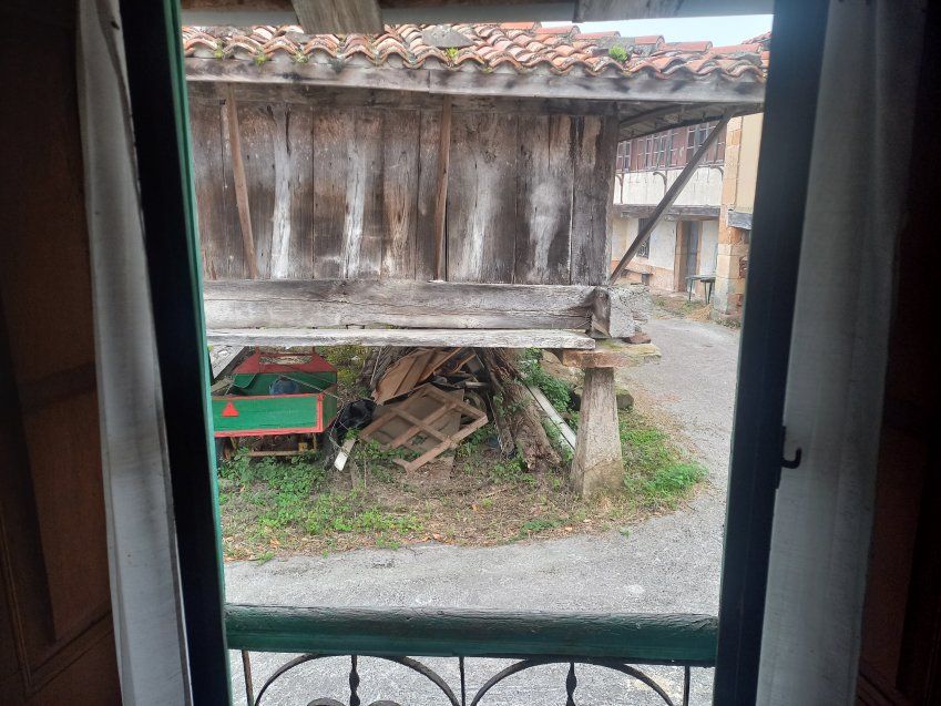 Casa de piedra independiente para rehabilitar en VILLAVICIOSA (REAB