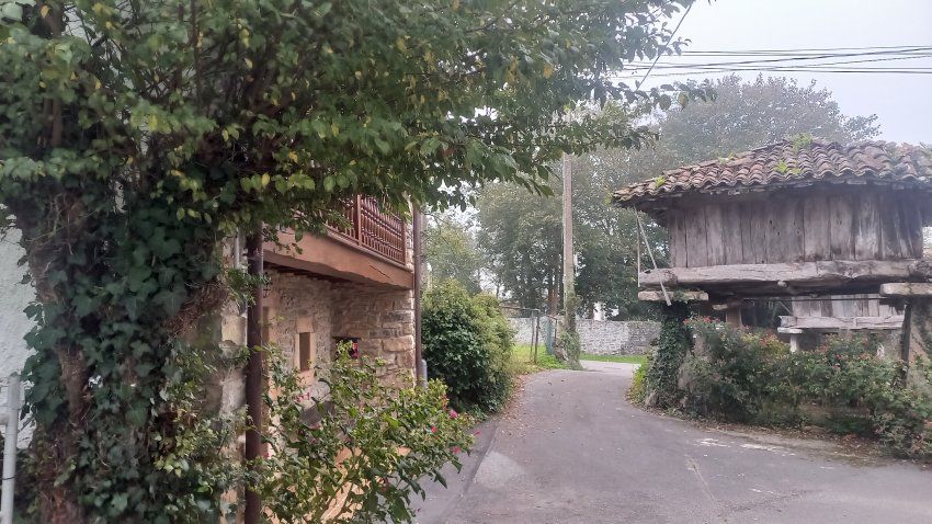 Casa de piedra independiente rehabilitada en Selorio VILLAVICIOSA (CAS