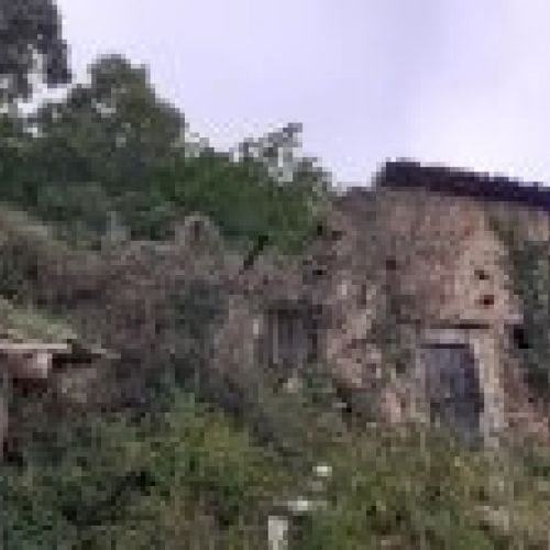 Casa, Cuadra y Llagar para rehabilitar en VILLAVICIOSA  (REAB.0144)