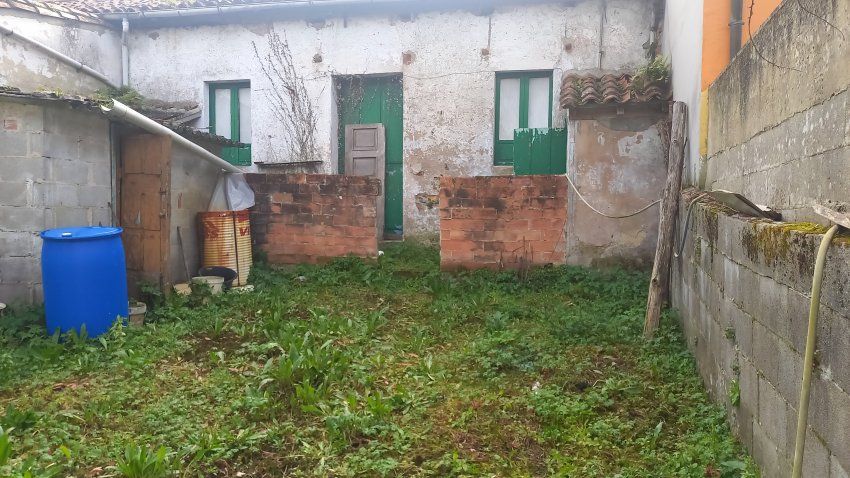 Casa para rehabilitar en el casco urbano de VILLAVICIOSA  (REAB
