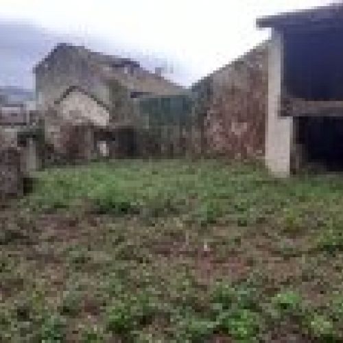 Casona de piedra para rehabilitar en Amandi   VILLAVICIOSA  (REAB