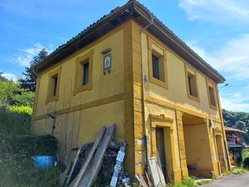 Casa de piedra independiente para reformar en CABRANES  (REAB.0168)