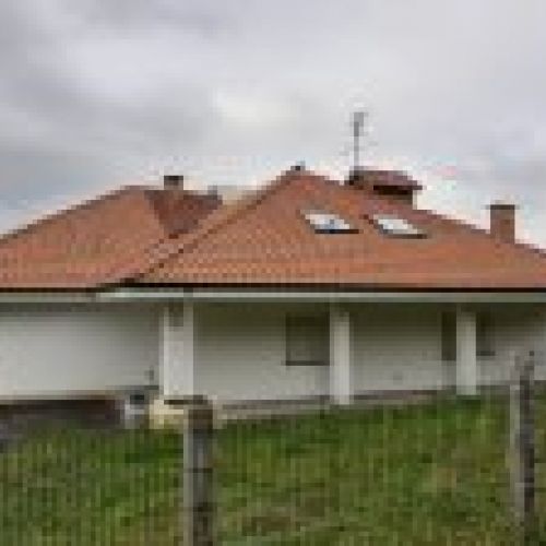 Casa independiente a 1km