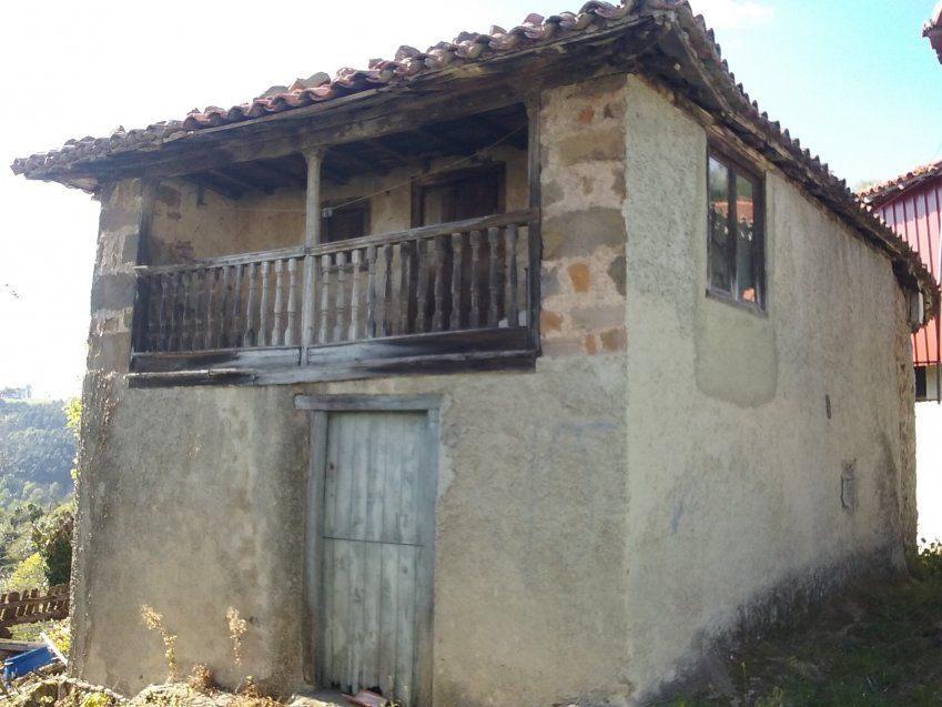 Venta de casa de piedra para rehabilitar en VILLAVICIOSA