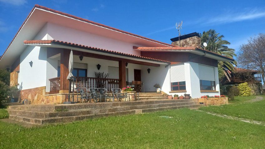 Casa independiente en El Puntal  VILLAVICIOSA  (CAS
