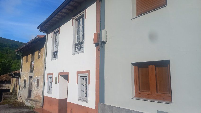 Casa de piedra en VILLAVICIOSA