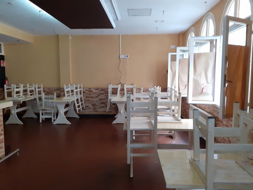 Local comercial instalado en POLA DE SIERO  (LOC
