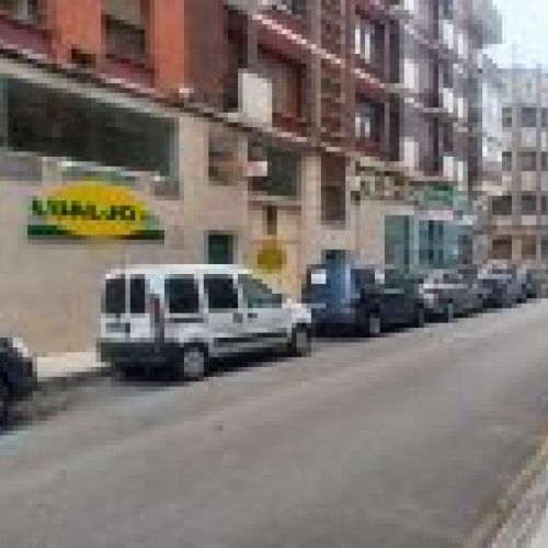Local comercial céntrico con Almacén y Oficinas en GIJÓN  (LOC