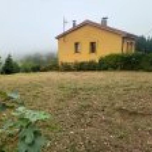 Casa de piedra independiente para rehabilitar en VILLAVICIOSA (REAB