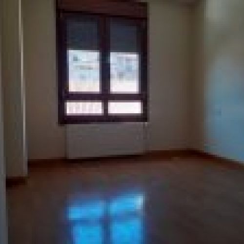 Apartamento de 1 dormitorio en el centro de VILLAVICIOSA  (PIS