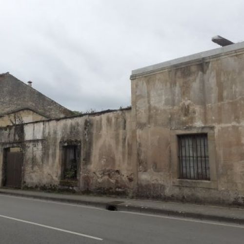Casona de piedra para rehabilitar en Amandi   VILLAVICIOSA  (REAB