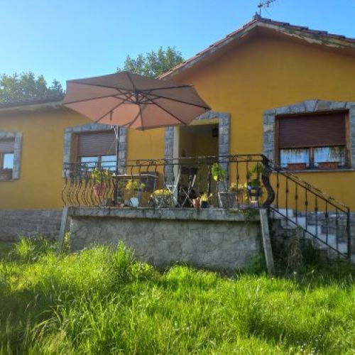 Casa independiente ubicada en finca edificable en Bedriñana   VILLAVICIOSA (CAS