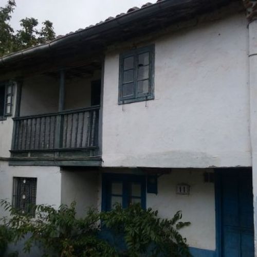 Casa de piedra independiente para rehabilitar en Villaviciosa  (REAB