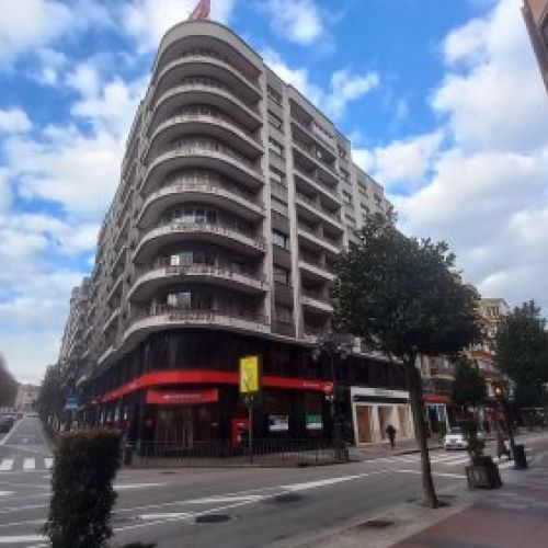 Piso 4 dormitorios en el Centro de OVIEDO  (PIS