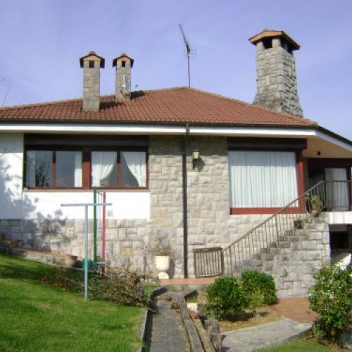 Casa independiente en el Puerto de El Puntal  (VILLAVICIOSA)  (CAS