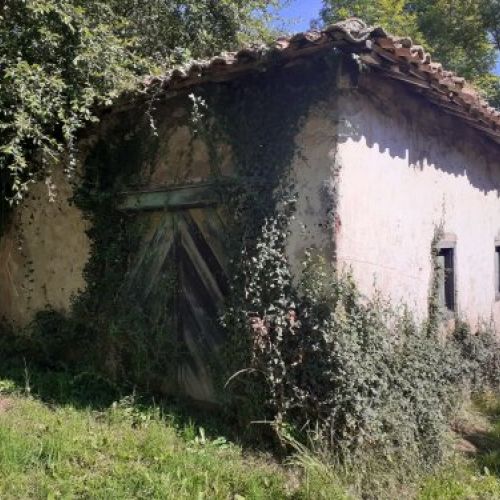 Llagar y finca Lugás