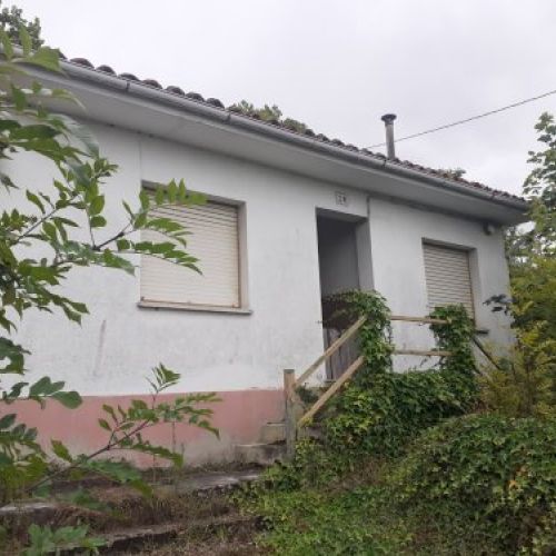 Casa para rehabilitar en Finca edificable en VILLAVICIOSA  (REAB