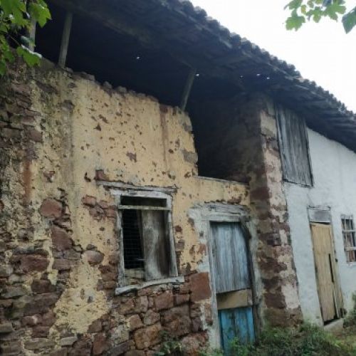 Cuadra y Tenada de piedra en CABRANES  (REAB