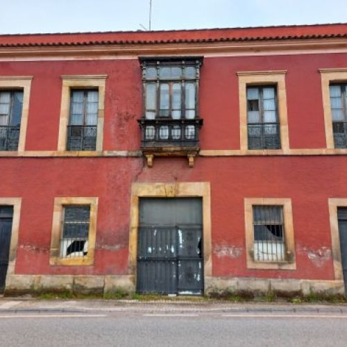 Casa de piedra para rehabilitar en VILLAVICIOSA  (REAB
